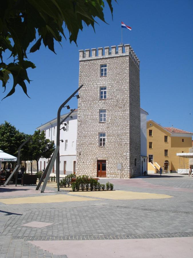 Apartment Sara Novi Vinodolski Exterior foto